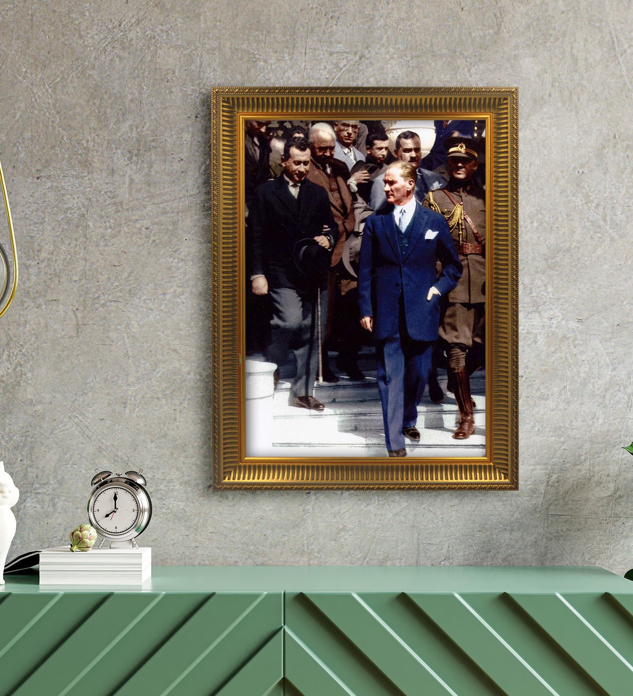 Altın Yaldız Çerçeveli A3 Atatürk Tablosu - 28