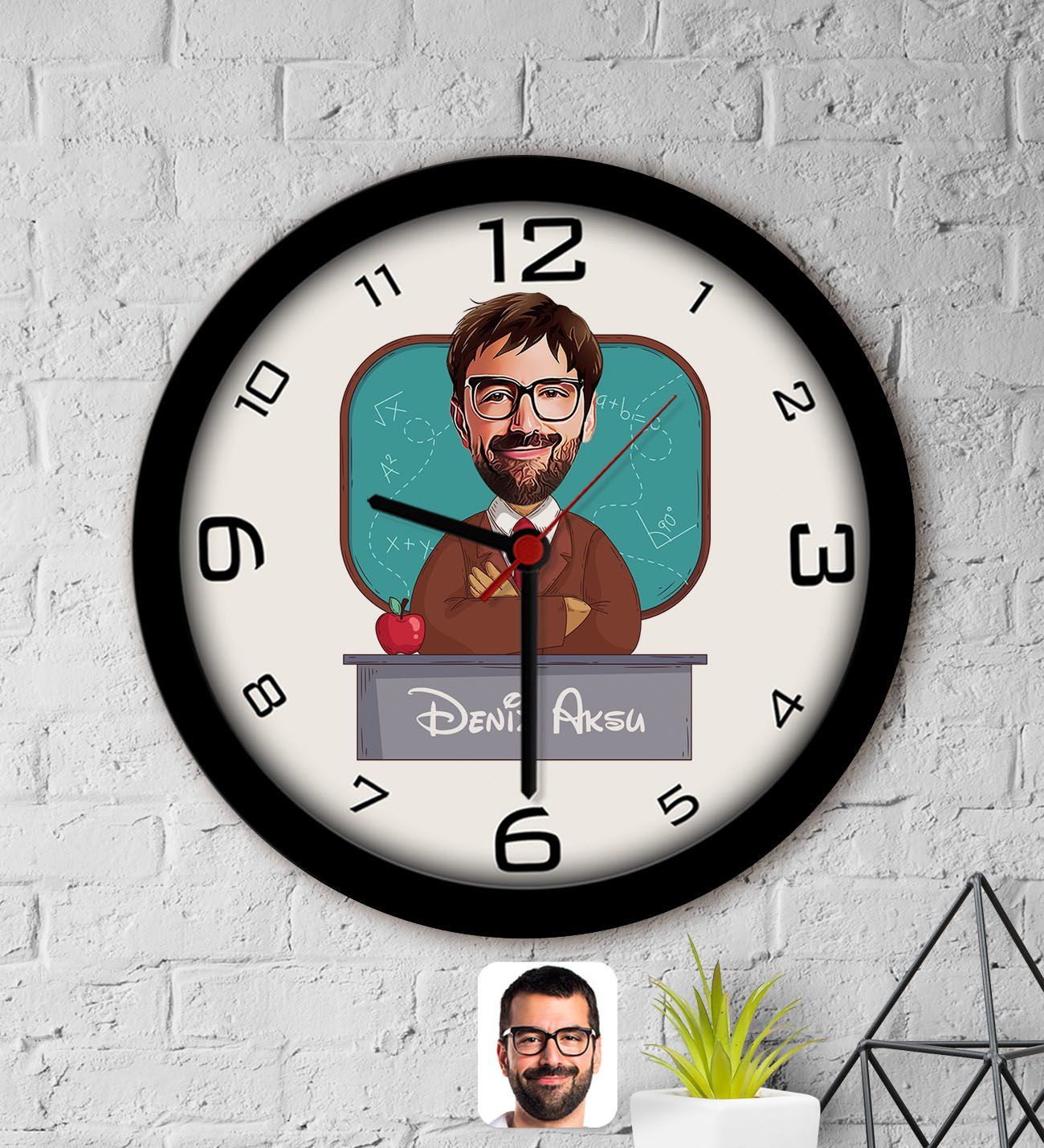 BK Gift Kişiye Özel Erkek Öğretmen Karikatürlü Ahşap Duvar Saati-3